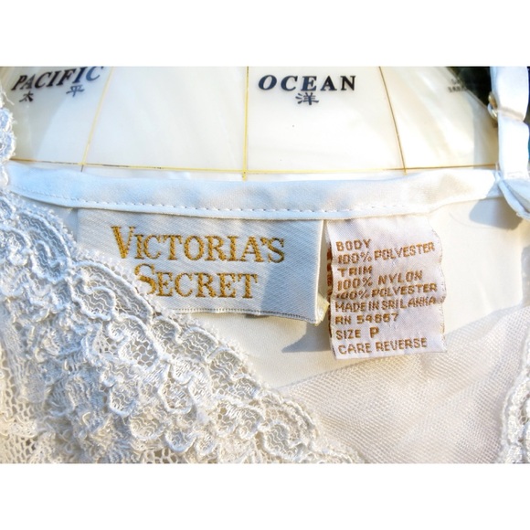 Vintage Victoria’s Secret longline lace slip dress - Picture 8 of 9